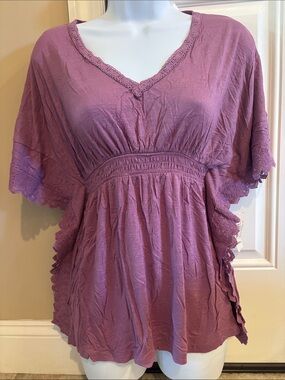 Decree Mauve Lace-Trim V-Neck Tunic